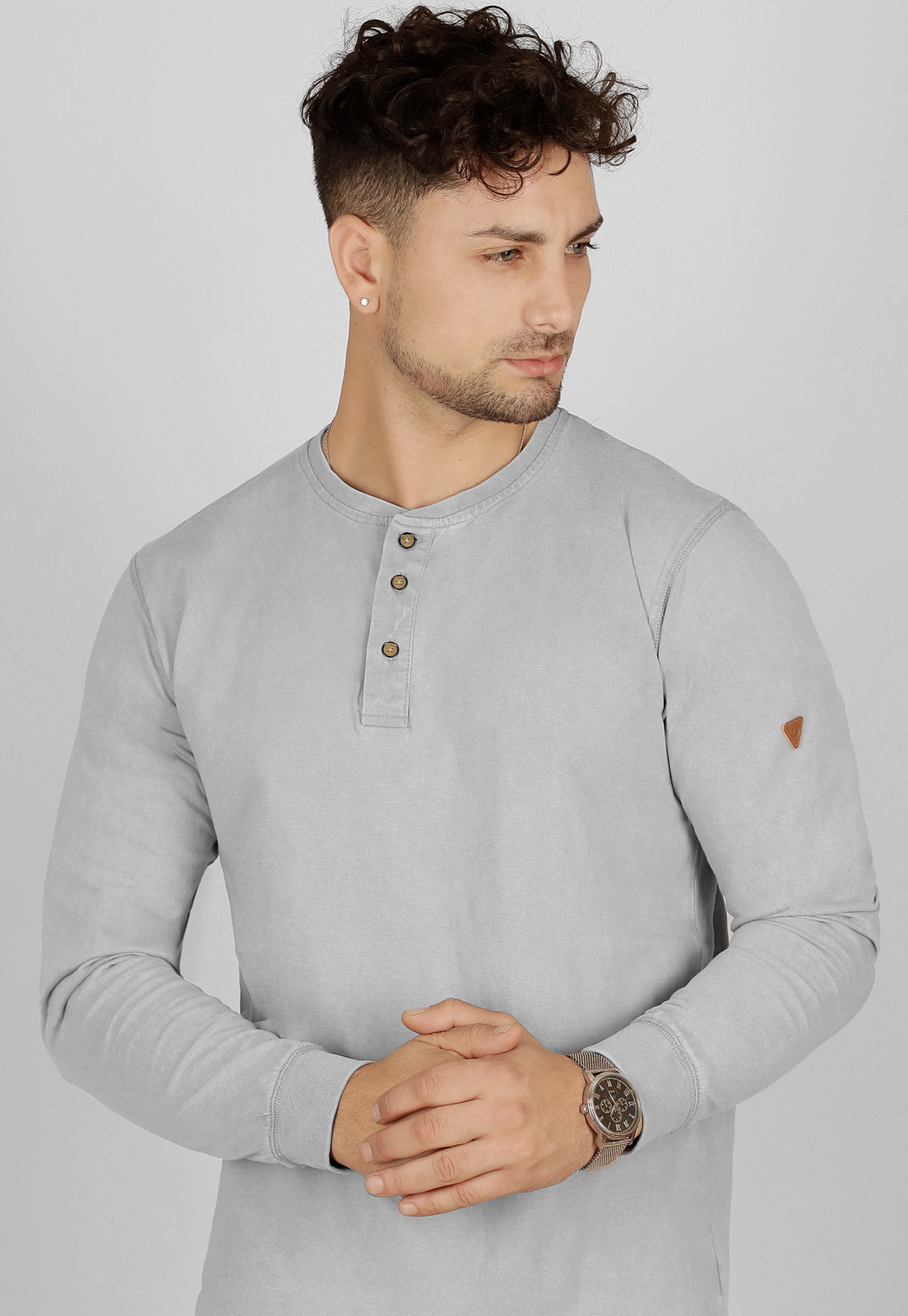Polera Henley, manga larga, algodón